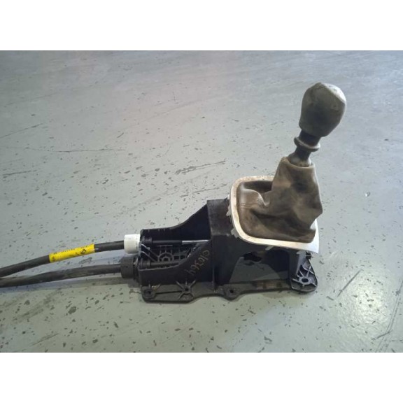 Recambio de varillaje cambio para renault megane iii sport tourer luxe referencia OEM IAM 8201062921  
