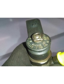 Recambio de inyector para bmw serie 1 berlina (e81/e87) 2.0 turbodiesel cat referencia OEM IAM 779844604   2