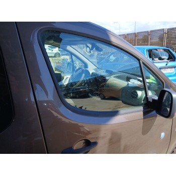 Recambio de puerta delantera derecha para peugeot partner tepee 1.6 hdi 90 referencia OEM IAM 9004Z6  