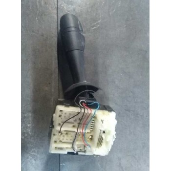 Recambio de mando limpia para renault clio iv dynamique referencia OEM IAM 8201168016  