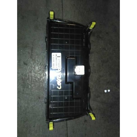 Recambio de mando climatizador para toyota auris luna referencia OEM IAM 5590002220B  