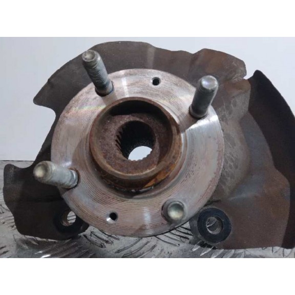 Recambio de mangueta delantera derecha para hyundai accent (mc) gl referencia OEM IAM  4 TORNILLOS 