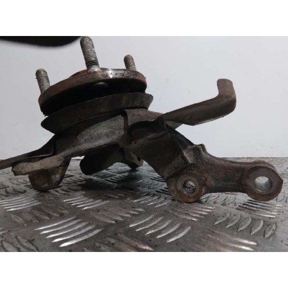 Recambio de mangueta delantera derecha para hyundai accent (mc) gl referencia OEM IAM  4 TORNILLOS 