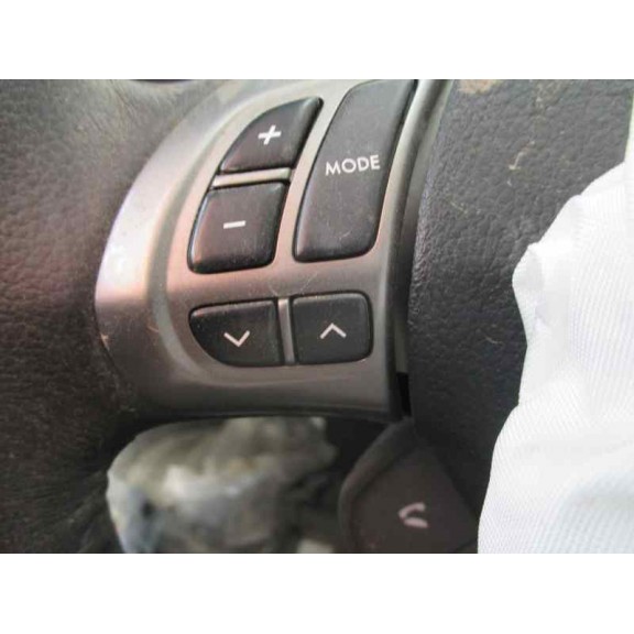 Recambio de volante para subaru impreza g12 limited referencia OEM IAM  C/MANDOS 3 RADIOS