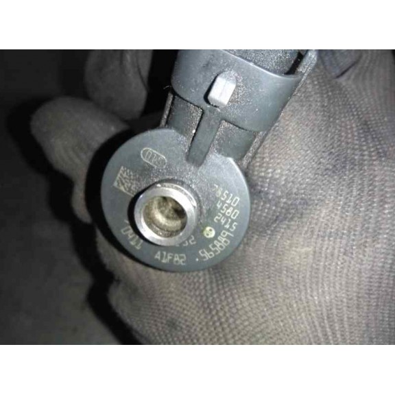 Recambio de inyector para peugeot 206 berlina 1.4 hdi referencia OEM IAM 0445110252  