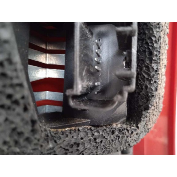 Recambio de piloto trasero derecho para peugeot 107 urban referencia OEM IAM 6351X6 815500H040 