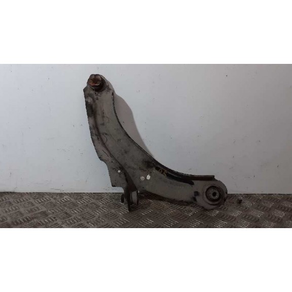 Recambio de brazo suspension inferior delantero derecho para renault clio iv limited referencia OEM IAM   