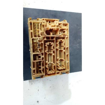 Recambio de caja reles / fusibles para toyota celica (t23) 1.8 referencia OEM IAM 9098702012  