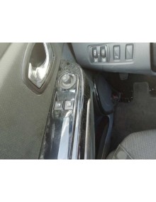 Recambio de mando elevalunas delantero izquierdo para renault clio iv technofeel referencia OEM IAM   
