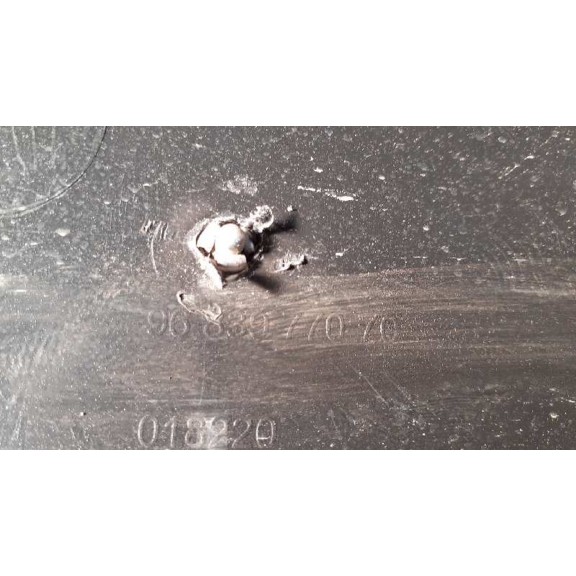 Recambio de paragolpes trasero para citroën c3 business referencia OEM IAM 9683977070 GRIS OSCURO 