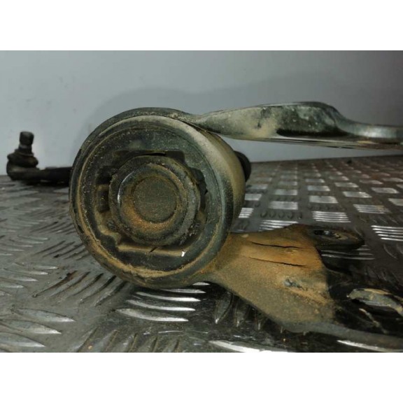 Recambio de brazo suspension inferior delantero izquierdo para volvo v40 2.0 diesel cat referencia OEM IAM   