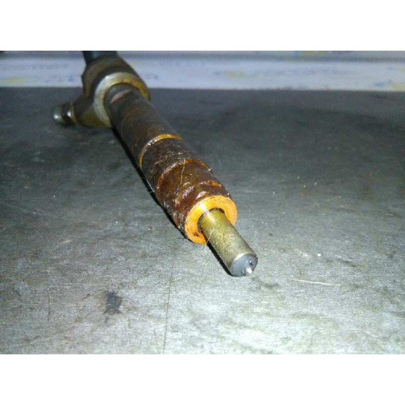 Recambio de inyector para bmw serie 1 berlina (e81/e87) 116d referencia OEM IAM 7798446 X1 BOSCH