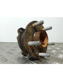 Recambio de buje para volvo v40 2.0 diesel cat referencia OEM IAM  TRASERO IZQUIERDO 5 TORNILLOS