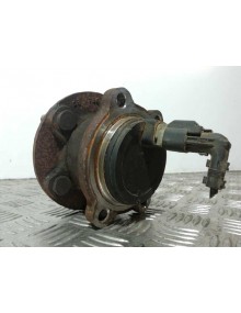 Recambio de buje para volvo v40 2.0 diesel cat referencia OEM IAM  TRASERO IZQUIERDO 5 TORNILLOS 2
