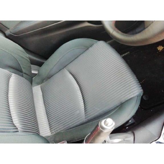 Recambio de juego asientos completo para mazda 3 lim. () style referencia OEM IAM   