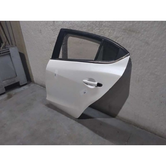 Recambio de puerta trasera izquierda para mazda 3 lim. () style referencia OEM IAM   