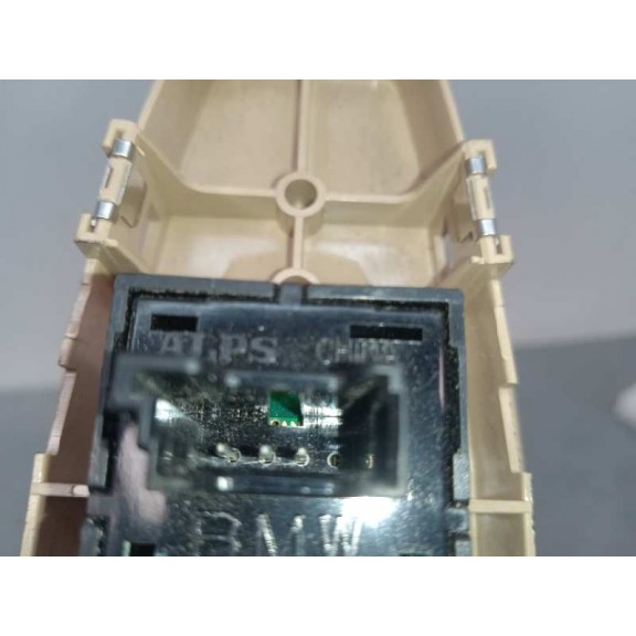 Recambio de mando elevalunas delantero derecho para bmw serie 3 lim. (f30) 320i referencia OEM IAM 920810702  