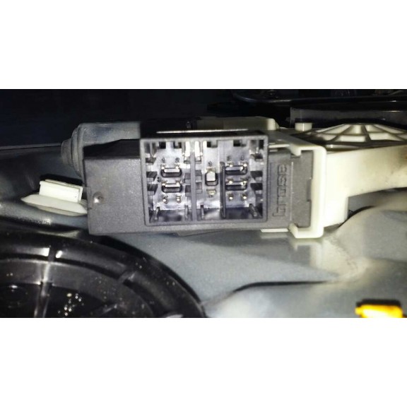 Recambio de elevalunas delantero izquierdo para seat ibiza (6l1) reference referencia OEM IAM   SIN MOTOR