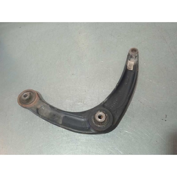 Recambio de brazo suspension inferior delantero izquierdo para peugeot 3008 active referencia OEM IAM 823215 SILENT BLOCK BIEN 