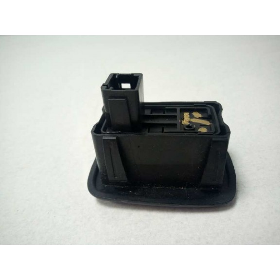 Recambio de mando elevalunas trasero derecho para peugeot 207 xs pack referencia OEM IAM   