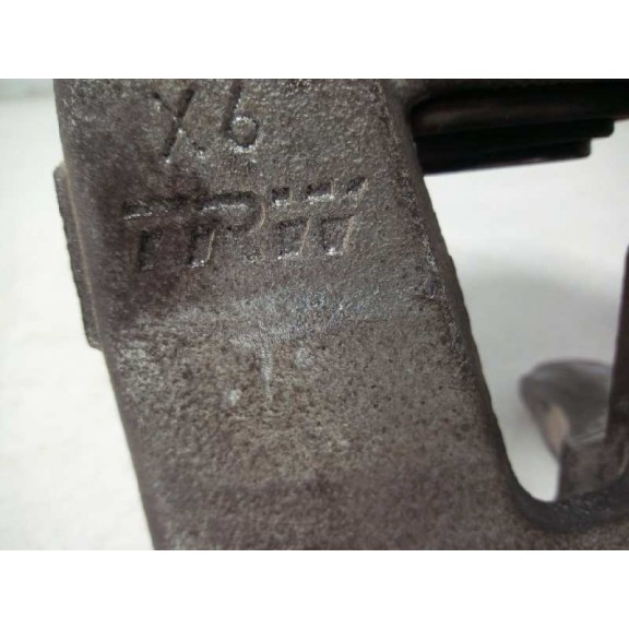 Recambio de pinza freno delantera derecha para renault megane iv berlina 5p 1.3 tce referencia OEM IAM 410007011R TRW 