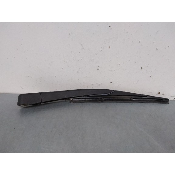 Recambio de brazo limpia trasero para ford fiesta (ccn) referencia OEM IAM 8A6117406AA  