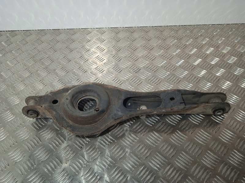 Recambio de brazo suspension inferior trasero izquierdo para ford kuga (cbv) 2.0 tdci cat referencia OEM IAM 8V415K652AA 8V415K6