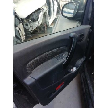 GUARNECIDO PUERTA DELANTERA IZQUIERDA 