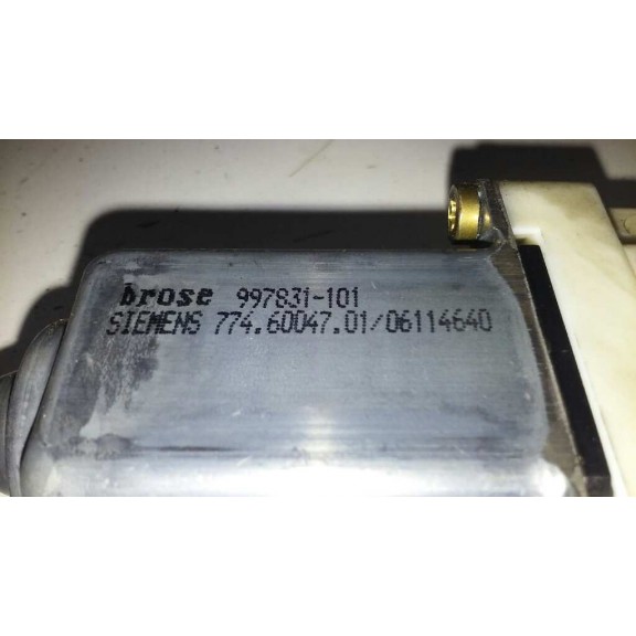 Recambio de motor elevalunas delantero derecho para citroën c4 coupe vtr plus referencia OEM IAM 996385101  