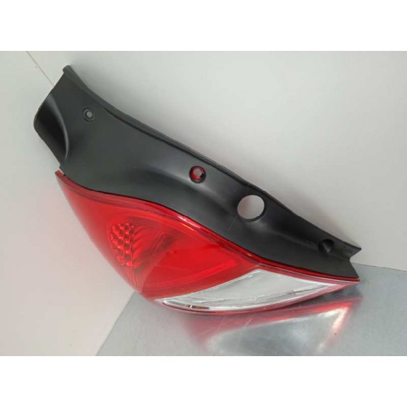 Recambio de piloto trasero izquierdo para renault clio iii referencia OEM IAM 8200886944 NUEVO 8200459962 09--12