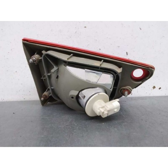 Recambio de piloto trasero derecho interior para mitsubishi colt cabrio czc instyle referencia OEM IAM 98082302  