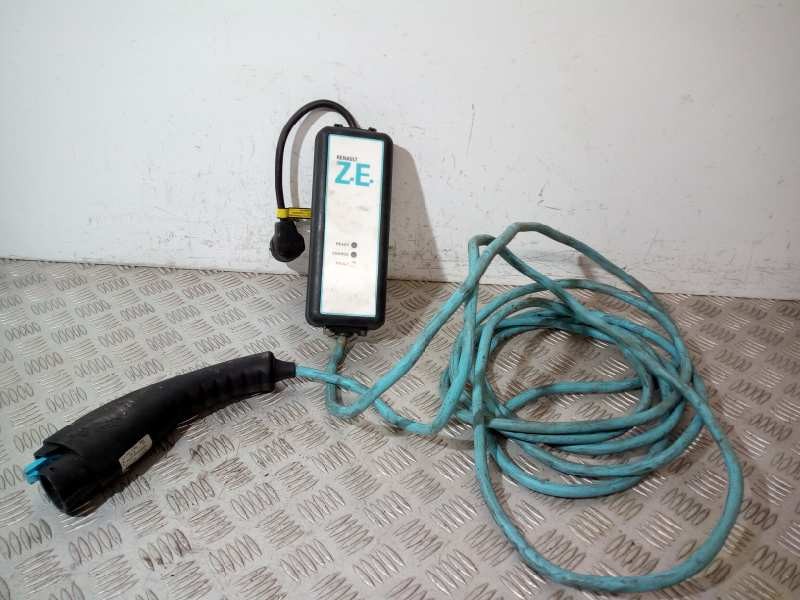 Recambio de cable para renault fluence z.e. dynamique referencia OEM IAM 296952404R CARGADOR 243403333R