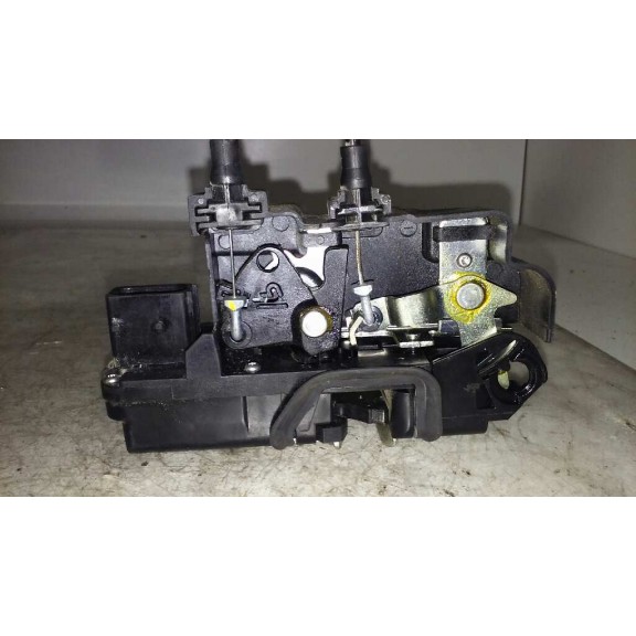 Recambio de cerradura puerta trasera izquierda para chevrolet captiva 2.0 vcdi lt referencia OEM IAM   8PINS