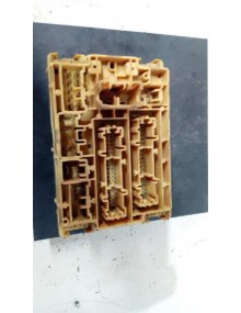 Recambio de caja reles / fusibles para toyota celica (t23) 1.8 referencia OEM IAM 9098702012   2