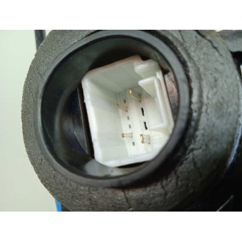 Recambio de cerradura puerta trasera derecha para toyota auris 1.4 turbodiesel cat referencia OEM IAM 6905002180 690500F030 4 PI