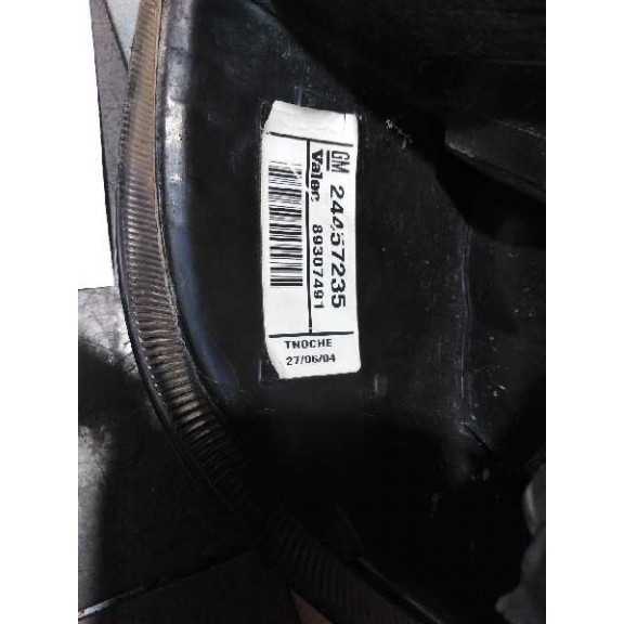 Recambio de piloto trasero izquierdo para opel corsa c sri referencia OEM IAM 24457235 AHUMADO 