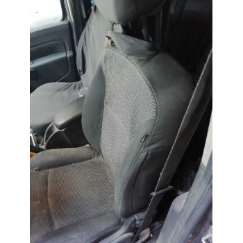 ASIENTO DELANTERO IZQUIERDO 