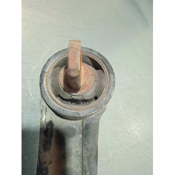 Recambio de brazo suspension inferior trasero derecho para toyota auris business referencia OEM IAM SR  