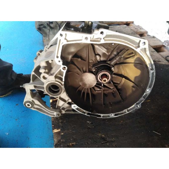 Recambio de caja cambios para volvo v50 familiar 1.6 diesel cat referencia OEM IAM 6N5R7002YC B 5V