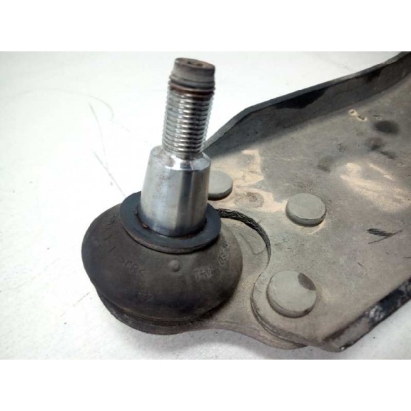 Recambio de brazo suspension inferior delantero derecho para renault scenic iii grand dynamique referencia OEM IAM 545006560R  