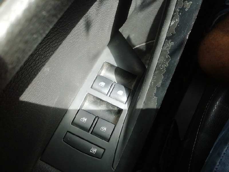 Recambio de mando elevalunas delantero izquierdo para opel astra j lim. excellence referencia OEM IAM  DE 4 