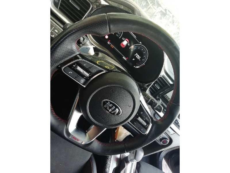 Recambio de volante para kia ceed gt referencia OEM IAM  GT LINE 