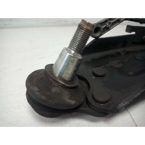 Recambio de brazo suspension inferior delantero izquierdo para renault scenic iii grand dynamique referencia OEM IAM 545016101R 