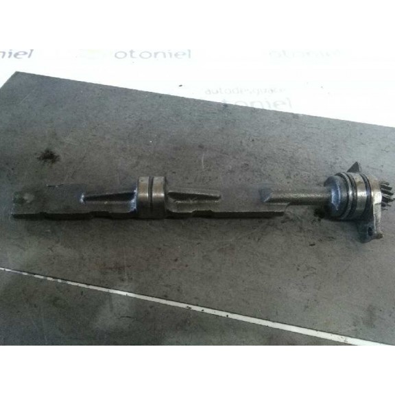 Recambio de arbol de levas para mitsubishi montero (v60/v70) 3.2 di-d cat referencia OEM IAM  ARBOL ENGRASE 
