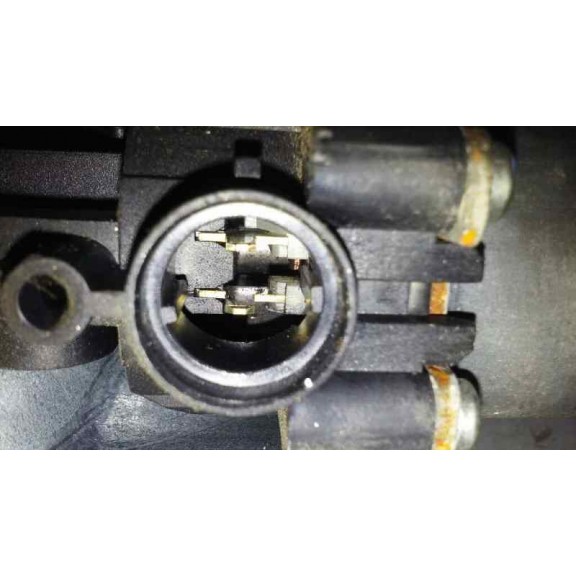 Recambio de elevalunas delantero derecho para renault clio iii emotion referencia OEM IAM 8200291147C 5P 2 PINS