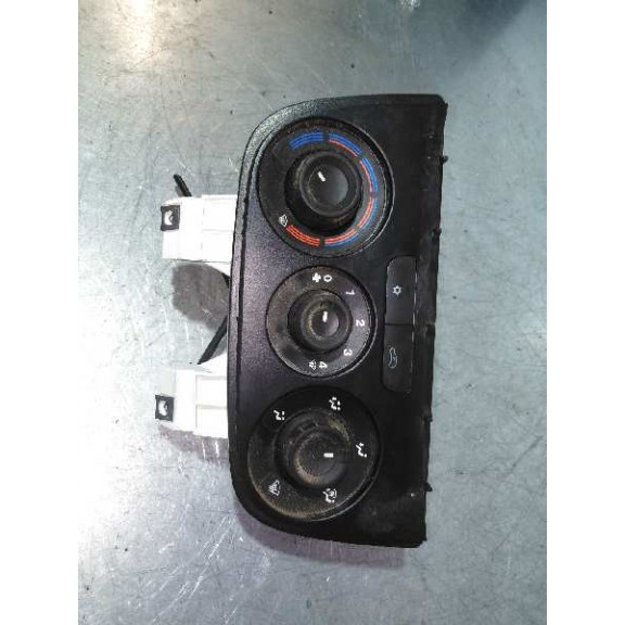 Recambio de mando calefaccion / aire acondicionado para fiat doblo 1.3 16v jtd cat referencia OEM IAM   