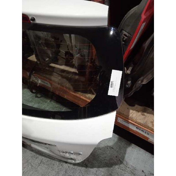 Recambio de porton trasero para toyota yaris hsd active referencia OEM IAM   