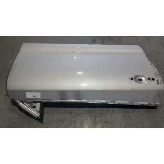 Recambio de puerta delantera derecha para renault laguna coupe gt referencia OEM IAM  NO INCLUYE ACCESORIOS 