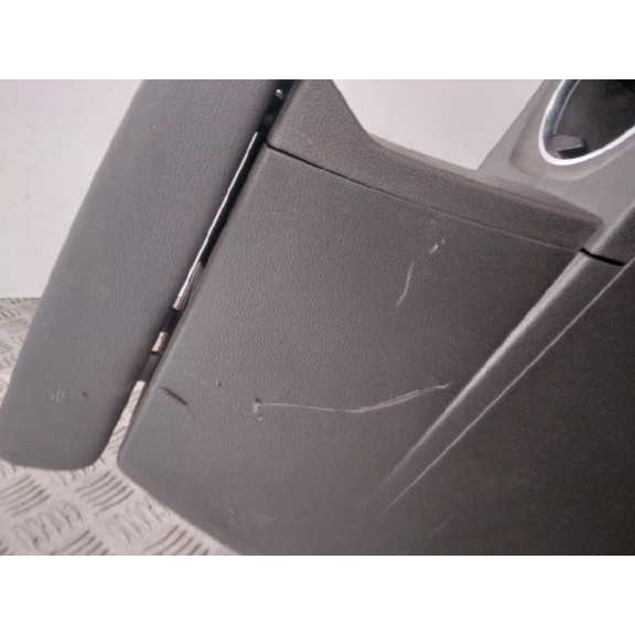 Recambio de apoyabrazos central para renault captur ii intens referencia OEM IAM 969308198R ROCE 