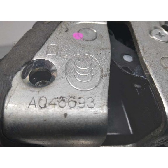 Recambio de cerradura puerta delantera derecha para toyota auris luna referencia OEM IAM A046693  5 P